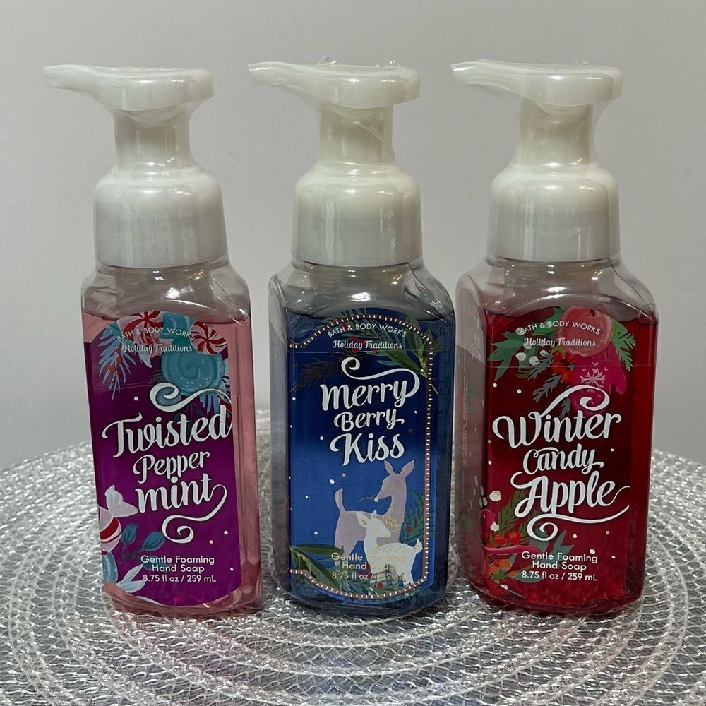 BBW Twisted Peppermint, Merry Berry Kiss and Winter Candy Apple Foaming Soap NWT